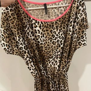 Womens Cute Leopard Print Romper Size M